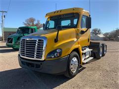 2016 Freightliner Cascadia 125 T/A Day Cab Truck Tractor 