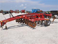 Case IH Ecolo-Tiger 530B 9-shank Disk Ripper 