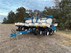 2005 Kinze 3200 12R30 Econo Planter 