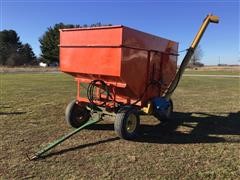 Wagon With Auger 