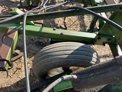 items/cd60b1dd1865ee11a81c00224890f82c/johndeere10505sectionfieldcultivator_1ea94e49fff845858772b45c0a350ae1.jpg