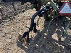 items/cd60b1dd1865ee11a81c00224890f82c/johndeere10505sectionfieldcultivator_233782c107e648539e2b83b899dcb460.jpg