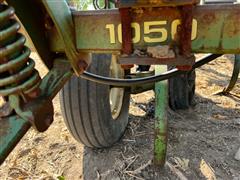 items/cd60b1dd1865ee11a81c00224890f82c/johndeere10505sectionfieldcultivator_e451914751e0475d89e90e85f190dcce.jpg