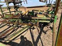 items/cd60b1dd1865ee11a81c00224890f82c/johndeere10505sectionfieldcultivator_e80d67cffda747a3906035cbd30d2644.jpg