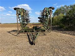 items/cd60b1dd1865ee11a81c00224890f82c/johndeere10505sectionfieldcultivator_ee7d4024ab424b1696be03c0bc99fc7f.jpg