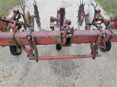 items/cd7bcdbb535e437e803979e1dc984fc9/4rowcultivator-7_700c308366074c2ca63157ccb8487969.jpg