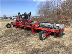 Case IH 1200 Planter 12R30” Planter 