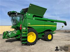 2023 John Deere S770 2WD Combine 