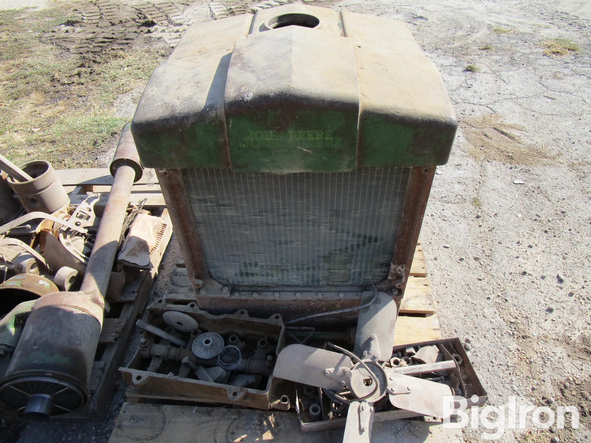 items/cdbf893b1584ef119443000d3a62e002/1936johndeered2wdtractor-4_c523eeb7ac55401a99a6d796b43841d5.jpg