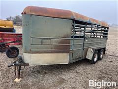 1987 Triggs T/A Livestock Trailer 