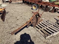 Allis-Chalmers 1x16" Mounted Plow 