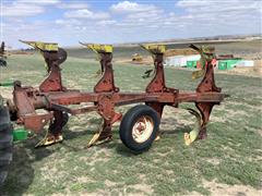 International 140 4-Bottom Plow 