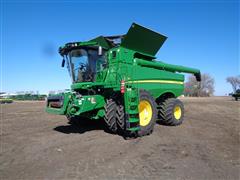 2022 John Deere S780 4WD Combine 