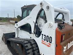 items/cf44f82fa12dee11a81c000d3a61103f/bobcatt300skidsteer_fc807f4d64cc436f90b8ff181d1bbc28.jpg