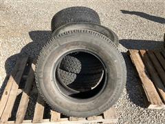 items/cfa08fe81867ee11a81c6045bd4a636e/michelinltx-atlt26570r17tires_0fdd69efc5cb40669d962acd463ac914.jpg