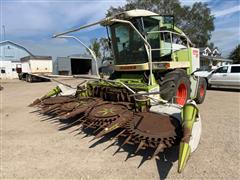 CLAAS Jaguar 880 Self-Propelled Forage Harvester W/Header 