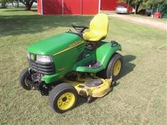 2004 John Deere 485 All Wheel Drive Lawn Tractor W/ Mower 