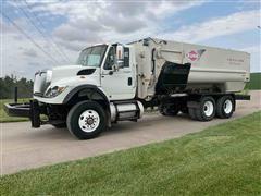 2014 International WorkStar 7400 T/A Feed Mixer Truck 