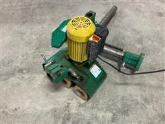 Woodtek 4 Speed Power Feeder 