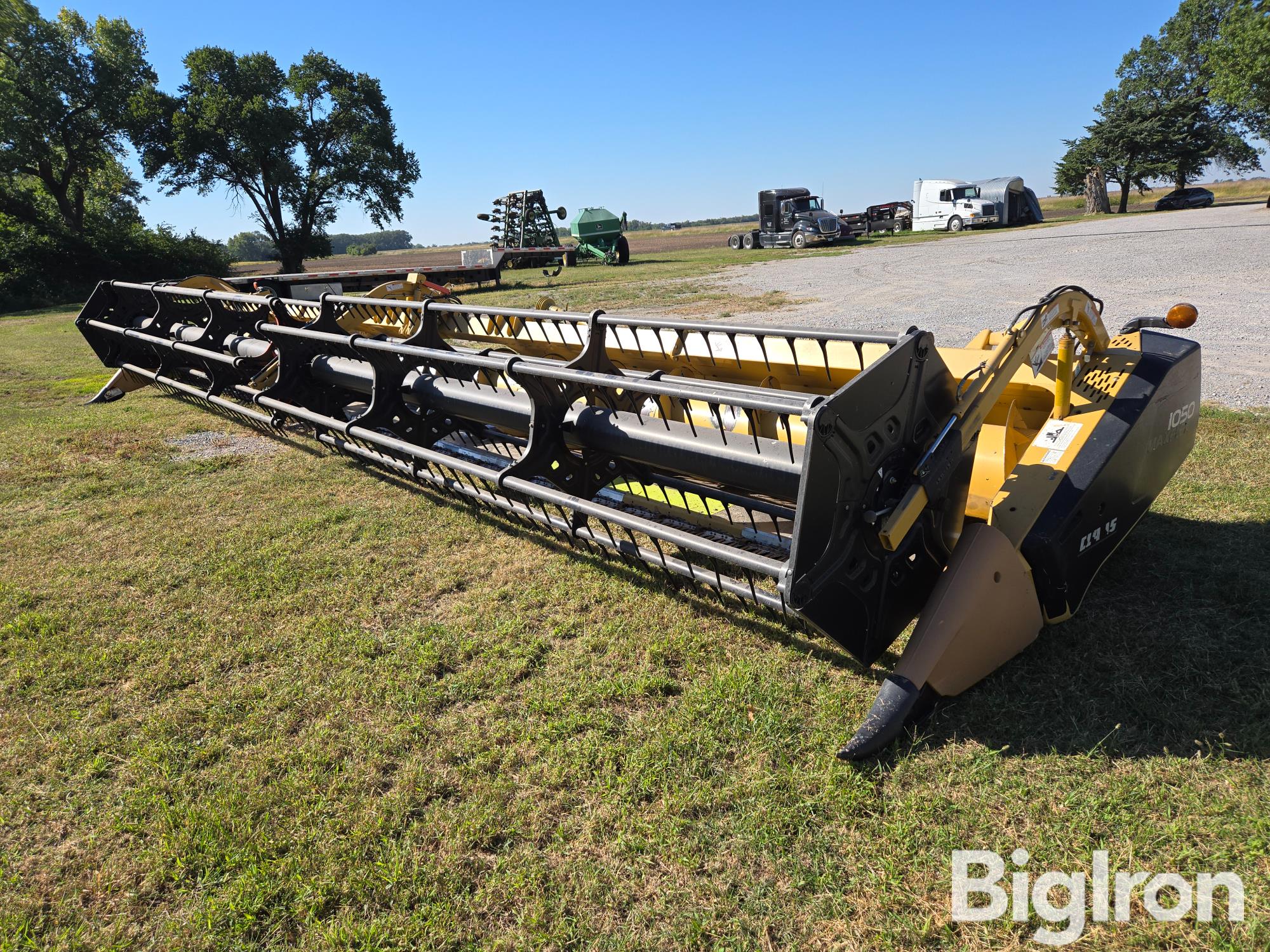 CLAAS 1050 MaxFlex 35' Flex Header 