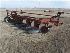 International Harvester 510 5x16" Semi-Mounted Steerable Plow 