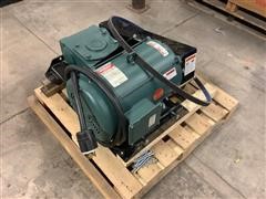 Leeson Watt Saver Electric Motor W/Gearbox 