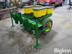 John Deere 7100 3 Point 2RN Planter W/Insecticide 