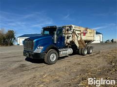 2020 International HX620 T/A Feed Truck W/Roto-Mix 620-16XD 