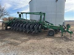 Great Plains YP1625-32TR 16R30" Twin Row Planter 