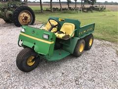 John Deere AMT 622 Utility Vehicle 