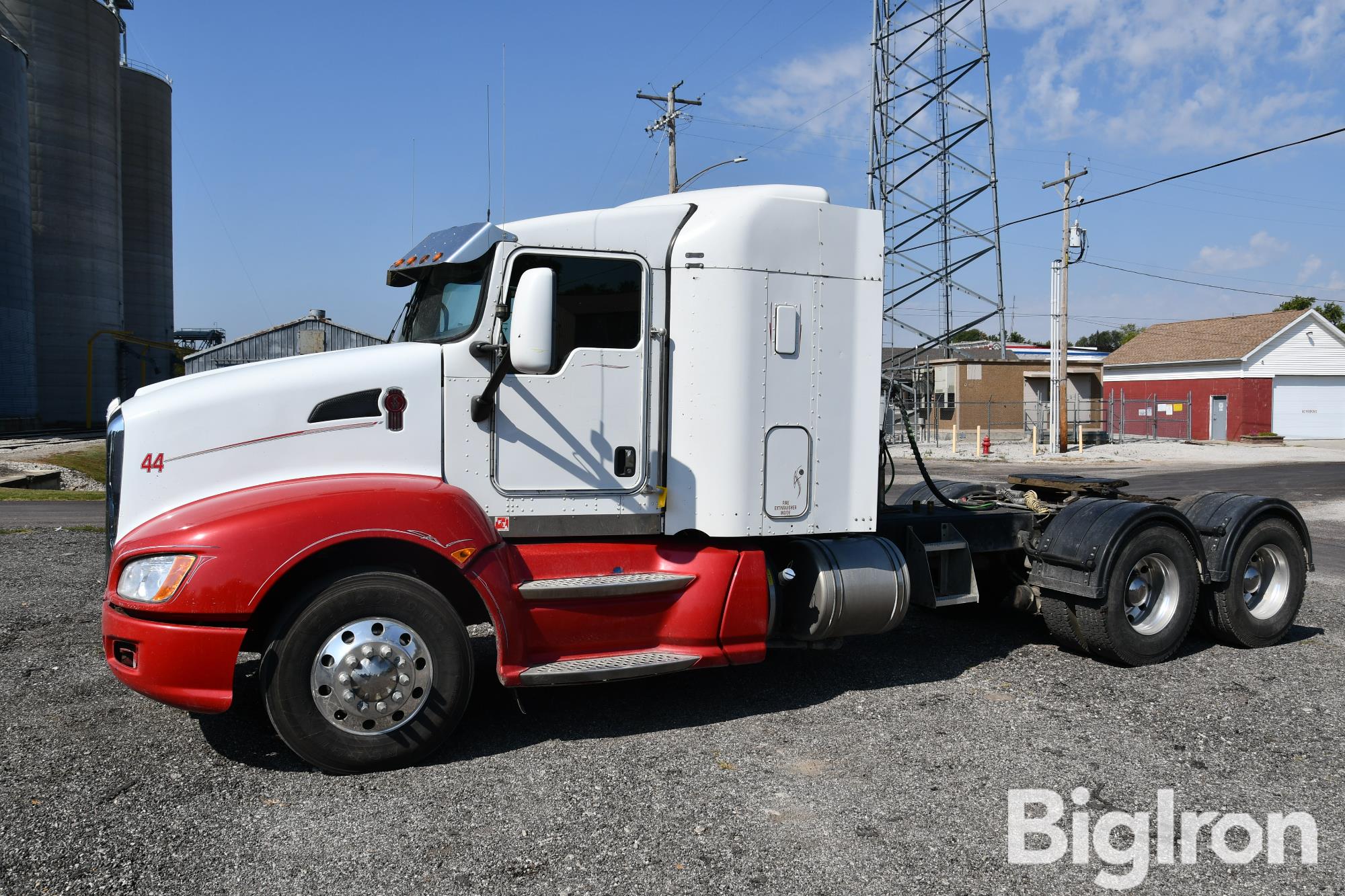 2013 Kenworth T660 T/A Truck Tractor 