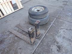 Pallet Forks & Tires 