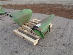 items/d1c7147f9389ee11a81c00224890f82c/johndeere30204020reartractorfendersqty2_1e8437418f0b495b9ad7e8b726e71887.jpg