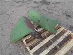 items/d1c7147f9389ee11a81c00224890f82c/johndeere30204020reartractorfendersqty2_ab05802102ec4c7c8bd4f334d0b1ecad.jpg