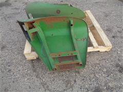 items/d1c7147f9389ee11a81c00224890f82c/johndeere30204020reartractorfendersqty2_b8600c2904484eec82fcdab3a63025e7.jpg