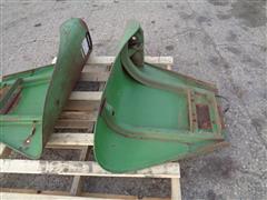 items/d1c7147f9389ee11a81c00224890f82c/johndeere30204020reartractorfendersqty2_e4d5a9e428a74992b48697975cdaacd1.jpg