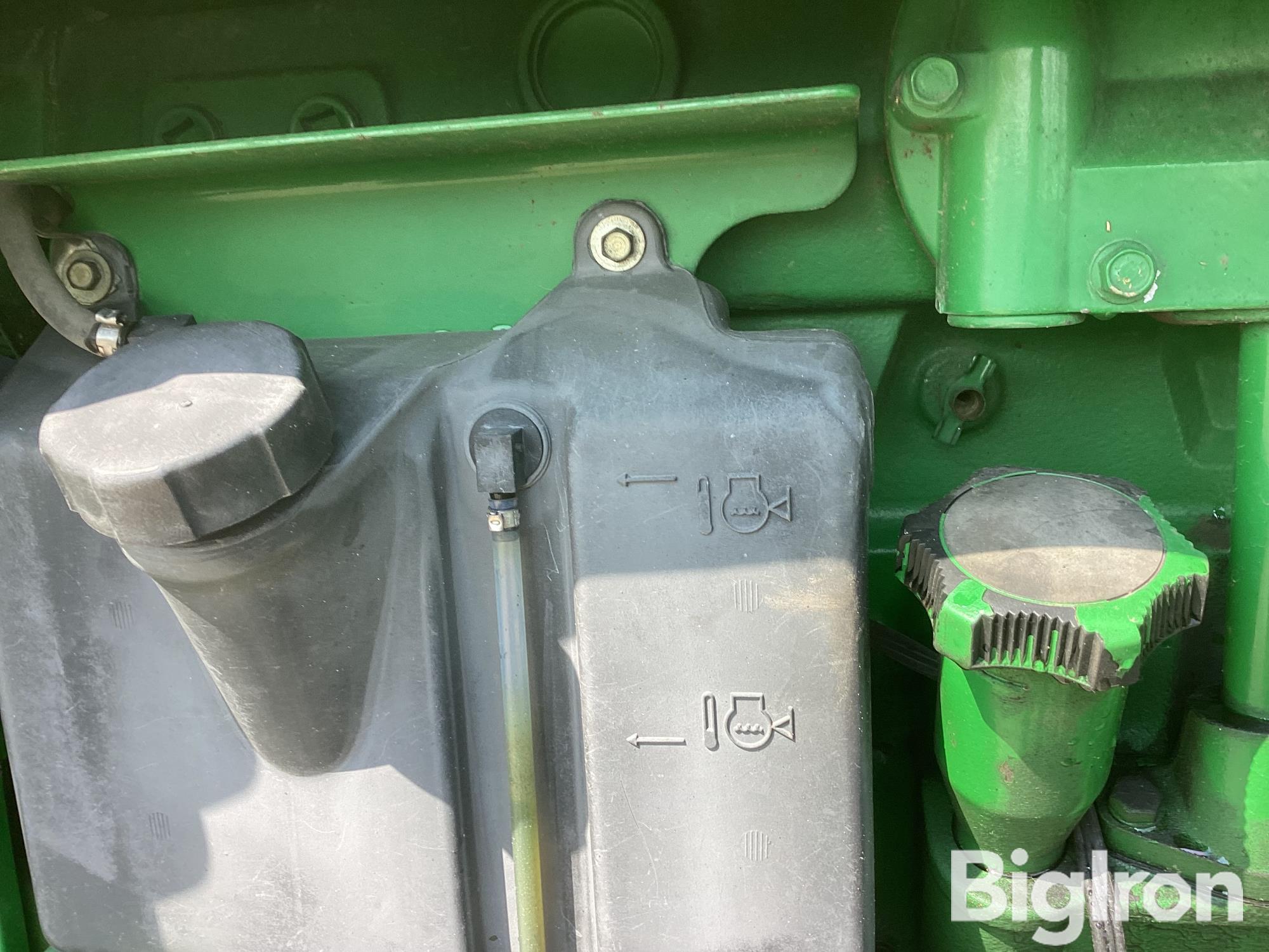 items/d235cf44417def119443000d3a620d5e/johndeere8400ttracktractor-3_ce20d75505794f78a78da692e7730b47.jpg