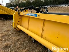 items/d24307d86396ef1195f6000d3a620d5e/2011newholland740cf-35platformflexheader_27f17206d6c24e2faf988253eded384b.jpg