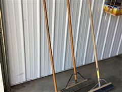 Shop Push Broom 