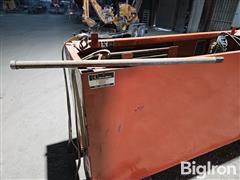 items/d256020701ebef11a4de002248916f6f/1992-ditchwitch-hydraulic-trench-box-rod-pusher_dcb48b571e0541e4b190460b2dfa75ec.jpg