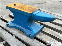 items/d277ca06be4d465089bf1a1f62f29386/2022suihe200lbcastironanvil-2_dd472839340b4692929336d1dc558312.jpg