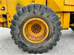 items/d295f8731b54ef11a4e6000d3a62e002/johndeere644dwheelloader-5_75a9e2fe52774111bd153b527bbd454f.jpg