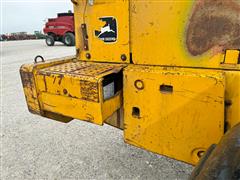 items/d295f8731b54ef11a4e6000d3a62e002/johndeere644dwheelloader-5_bcdfae83f38342bdae023423cf443665.jpg