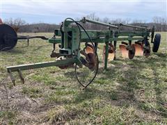 John Deere 1350-1450 5 Bottom Plow 