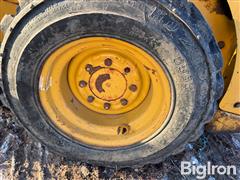 items/d2d859e490b1ef1195f6000d3a620d5e/cat266skidsteer_7216405bf1b545218f4537faa8e232f3.jpg