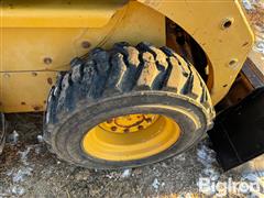 items/d2d859e490b1ef1195f6000d3a620d5e/cat266skidsteer_a4f0ce9fde7040159213827f78f17bad.jpg