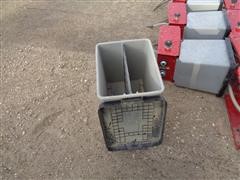 items/d2de841d58bdeb11ba5e0003fff9400f/caseih1200seriesinsecticidebracketswboxes_805f4d340c764bcab0e9cb16a5b4c3ac.jpg