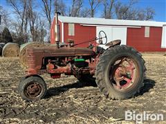 1953 Farmall Super H 2WD Tractor 