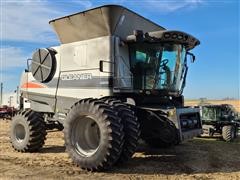 2009 Gleaner A86 Combine 