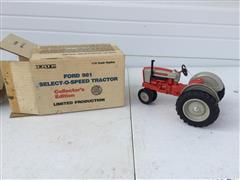 Ertl Ford 981 Select-O-Speed Tractor 1:16 Scale Model 